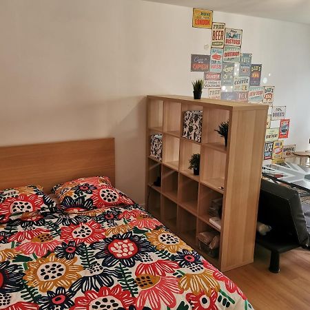 Charmant Studio + Parking Lejlighed Orléans Eksteriør billede